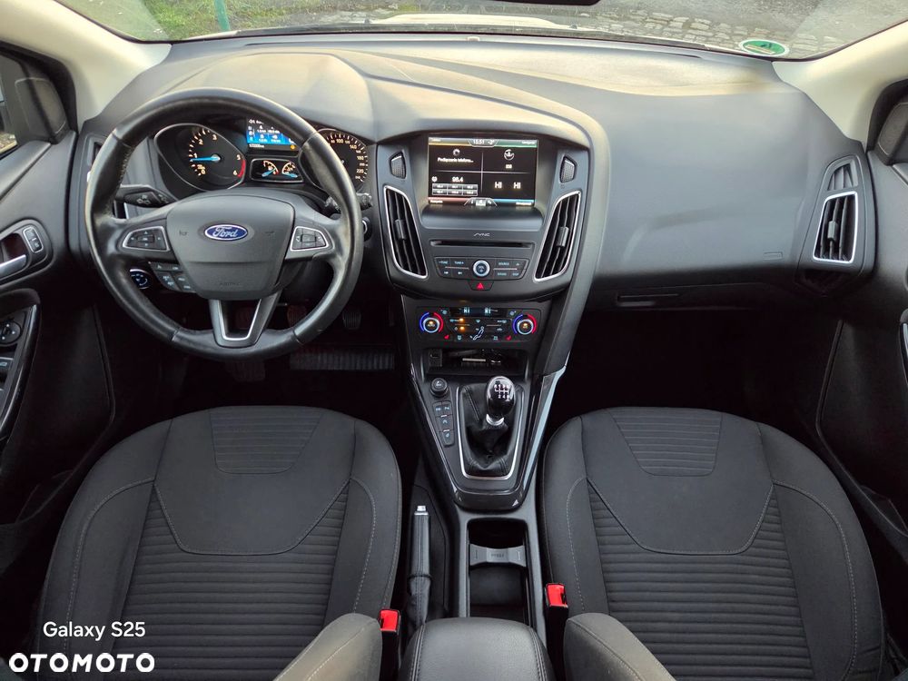 Ford Focus 1.5 TDCi DPF Start-Stopp-System Titanium - 5
