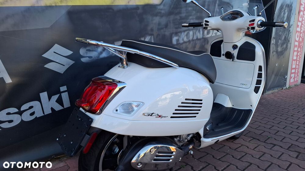 Piaggio Vespa - 8