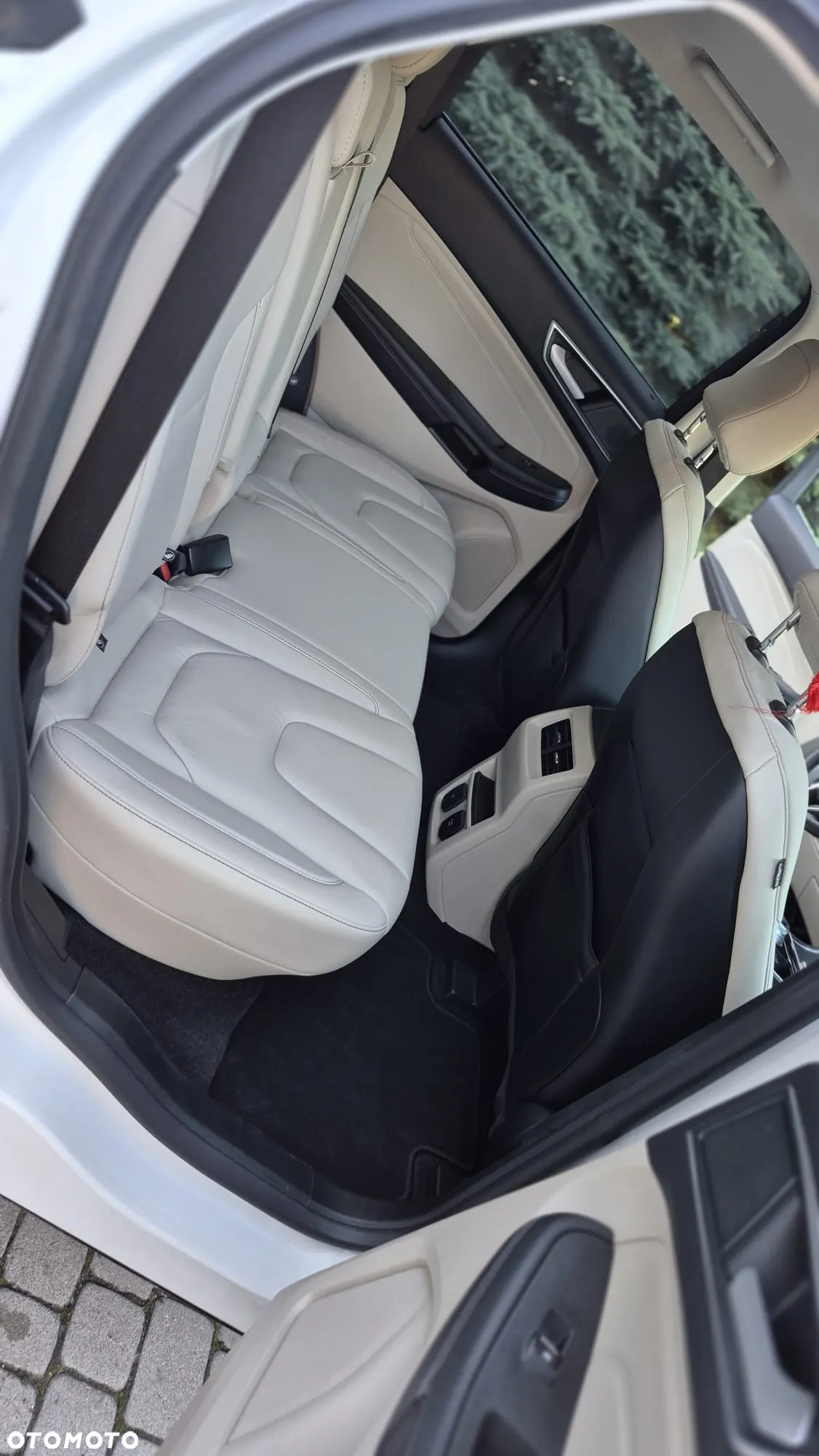 Ford Edge - 17