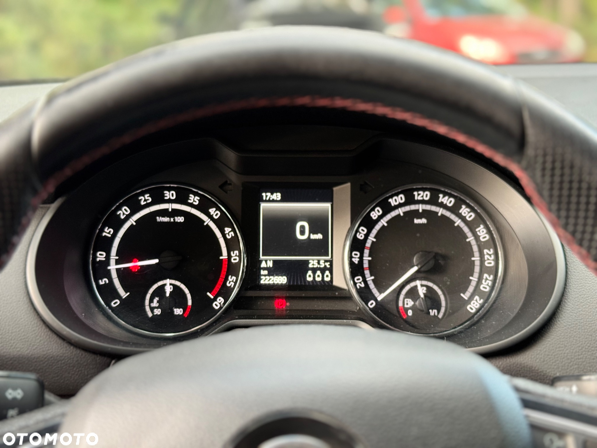 Skoda Octavia Combi 2.0 TDI RS - 35
