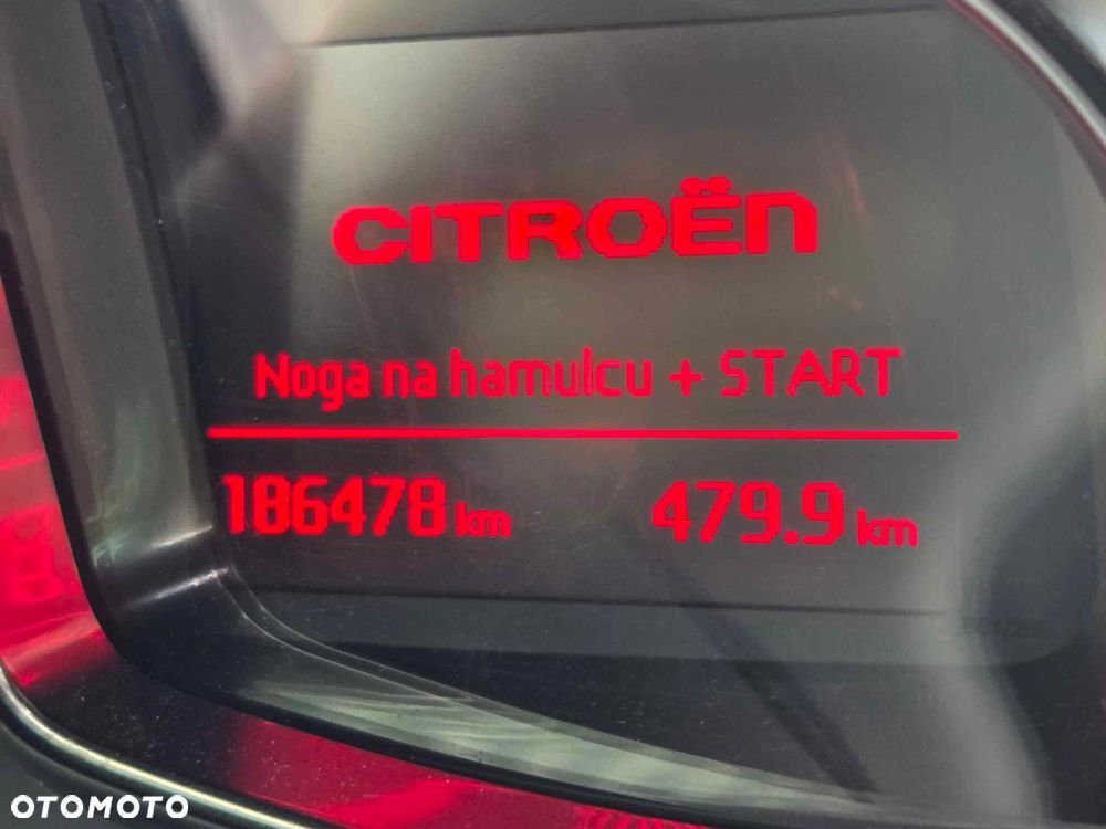 Citroën DS5 HDi 165 SoChic - 3