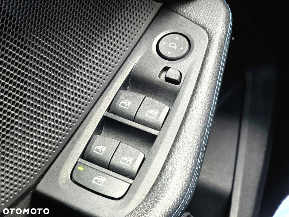 BMW Seria 2 218i M Sport - 24