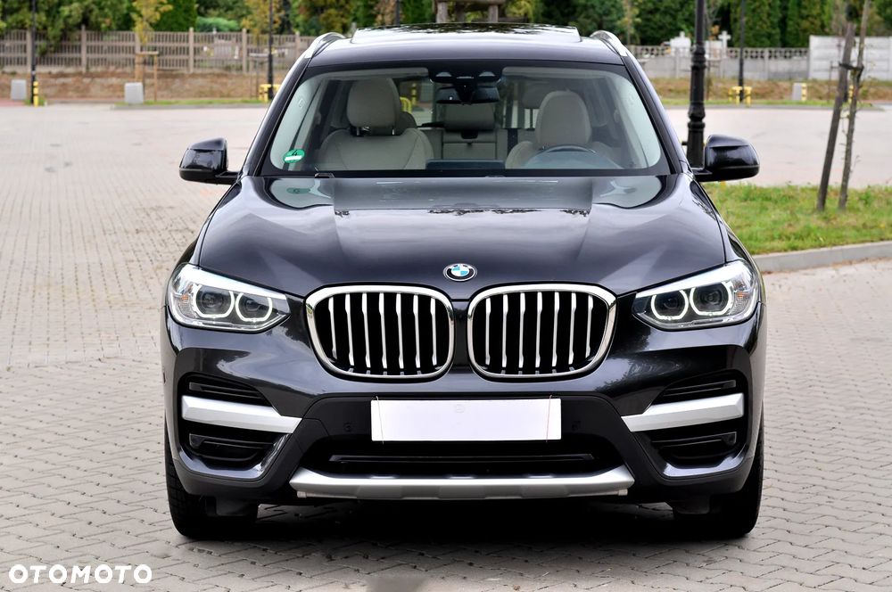 BMW X3 sDrive18d MHEV xLine - 8