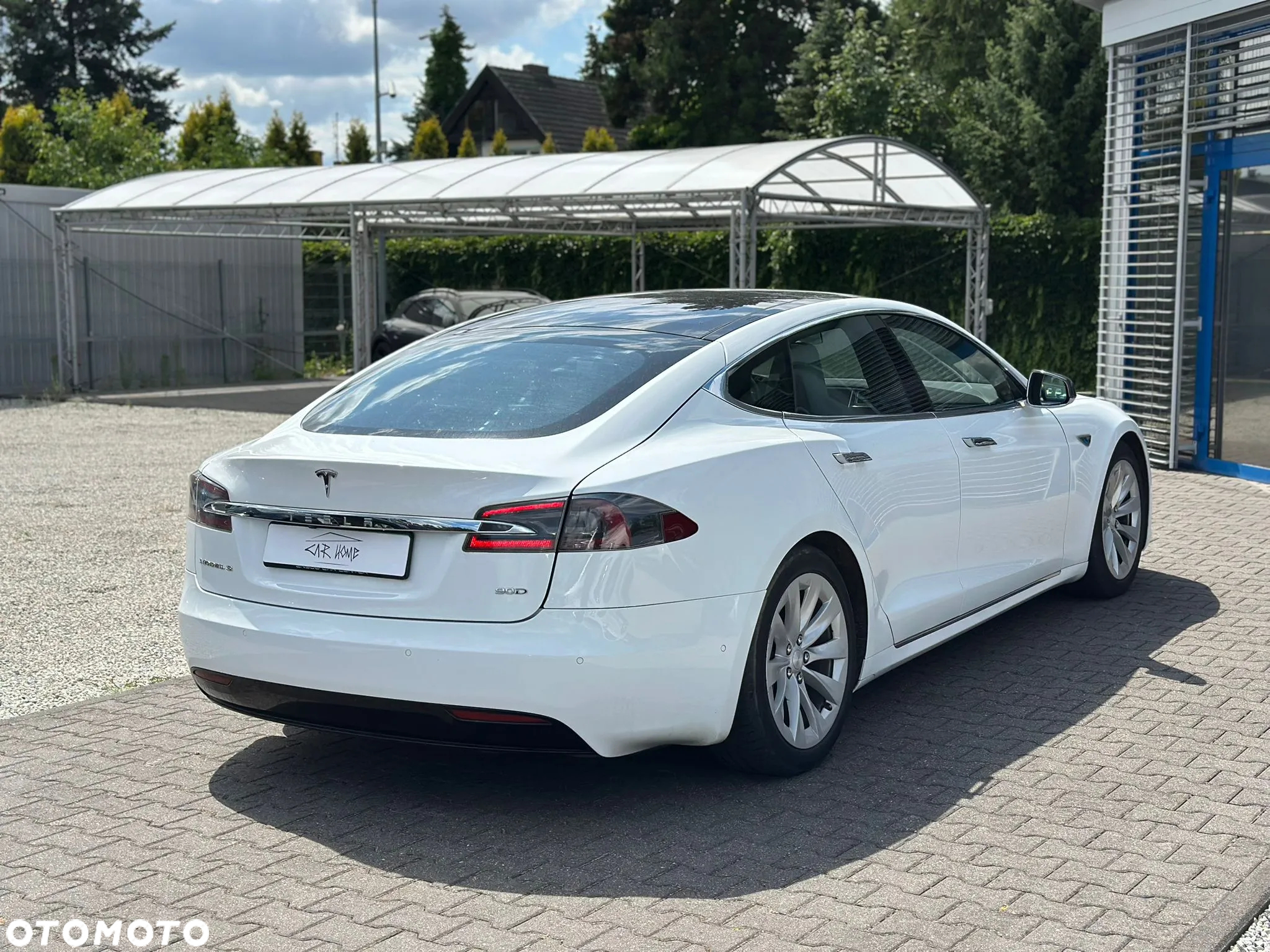 Tesla Model S 90 D - 6