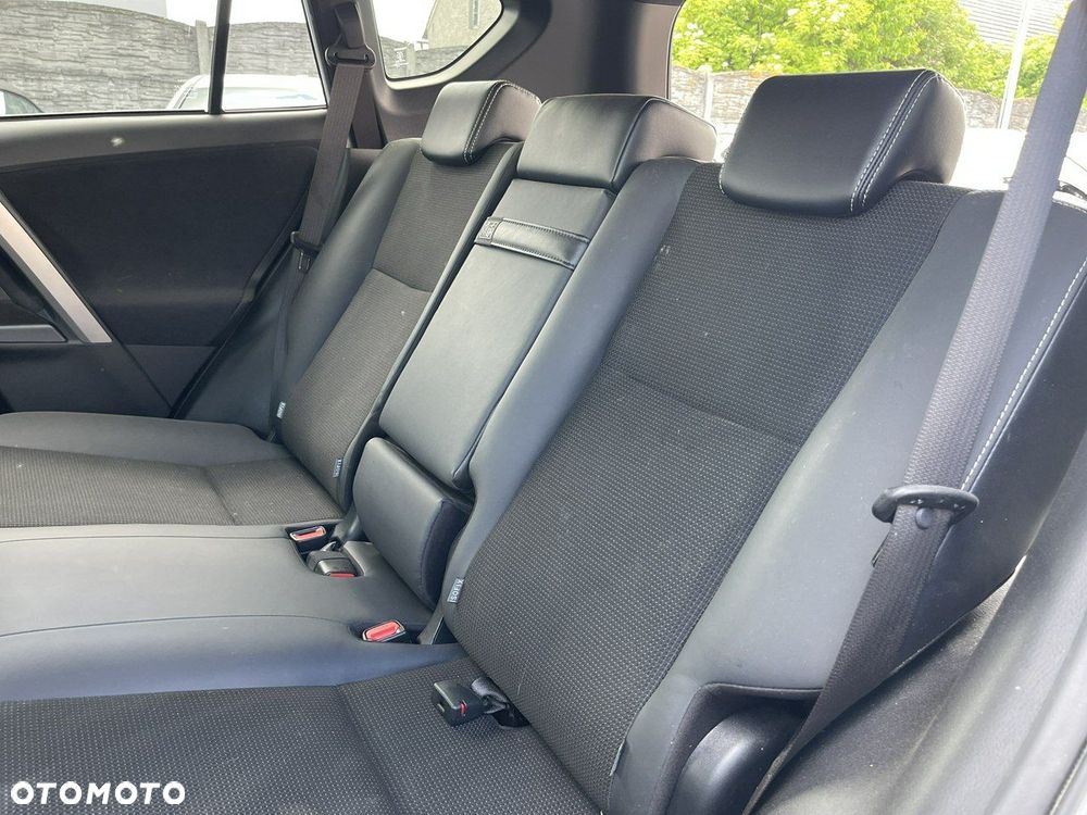 Toyota RAV4 Hybrid Style 4x4 - 13