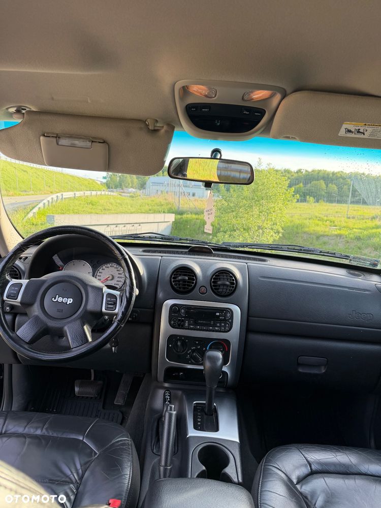 Jeep Cherokee 2.8L CRD Limited - 10