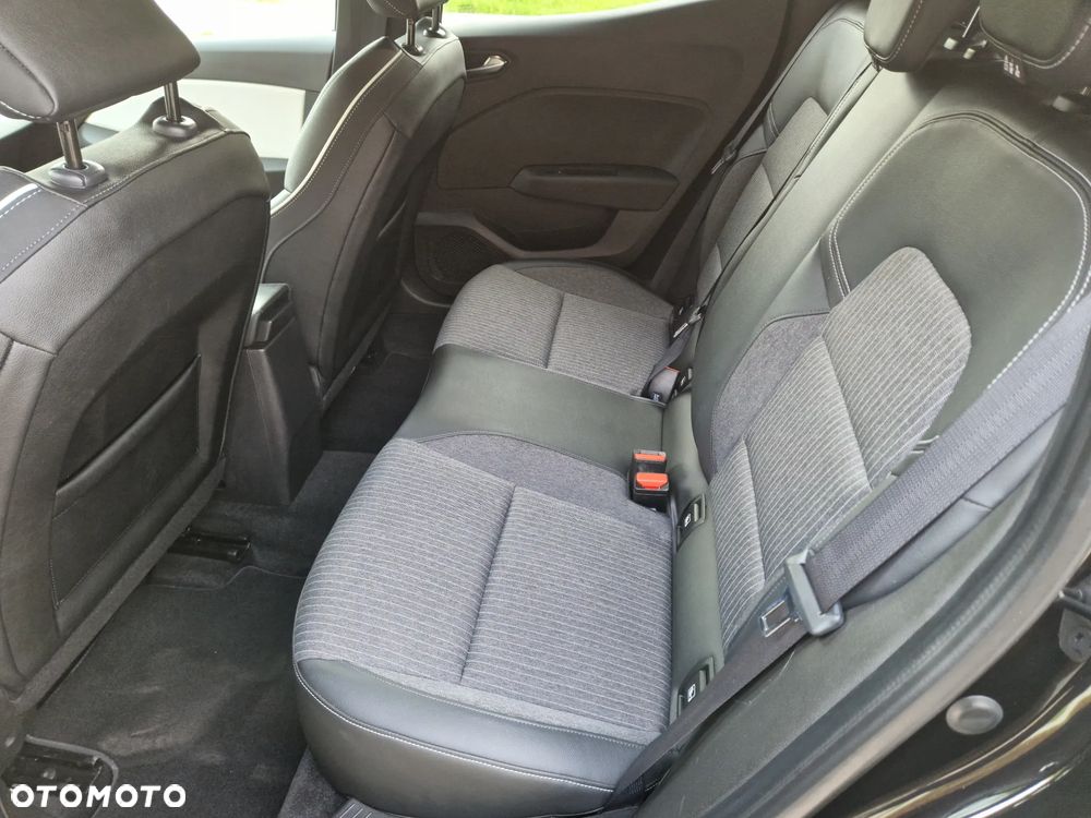 Renault Clio - 12
