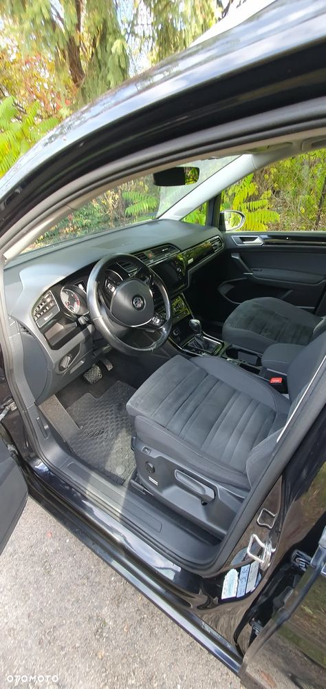 Volkswagen Touran 1.8 TSI BMT Highline DSG - 6