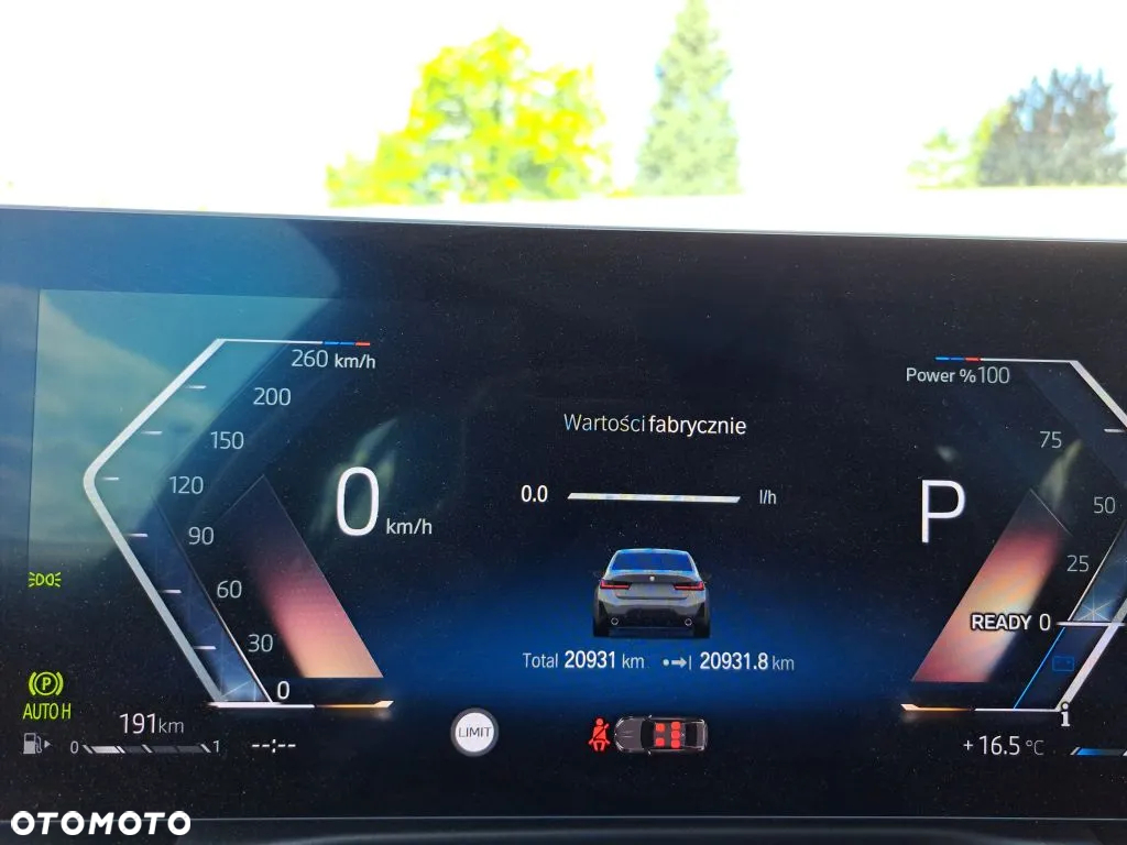 BMW Seria 3 318i M Sport - 24