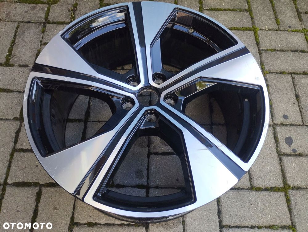 felga 8.5j 20 et47.5 polestar 80012653 - 2