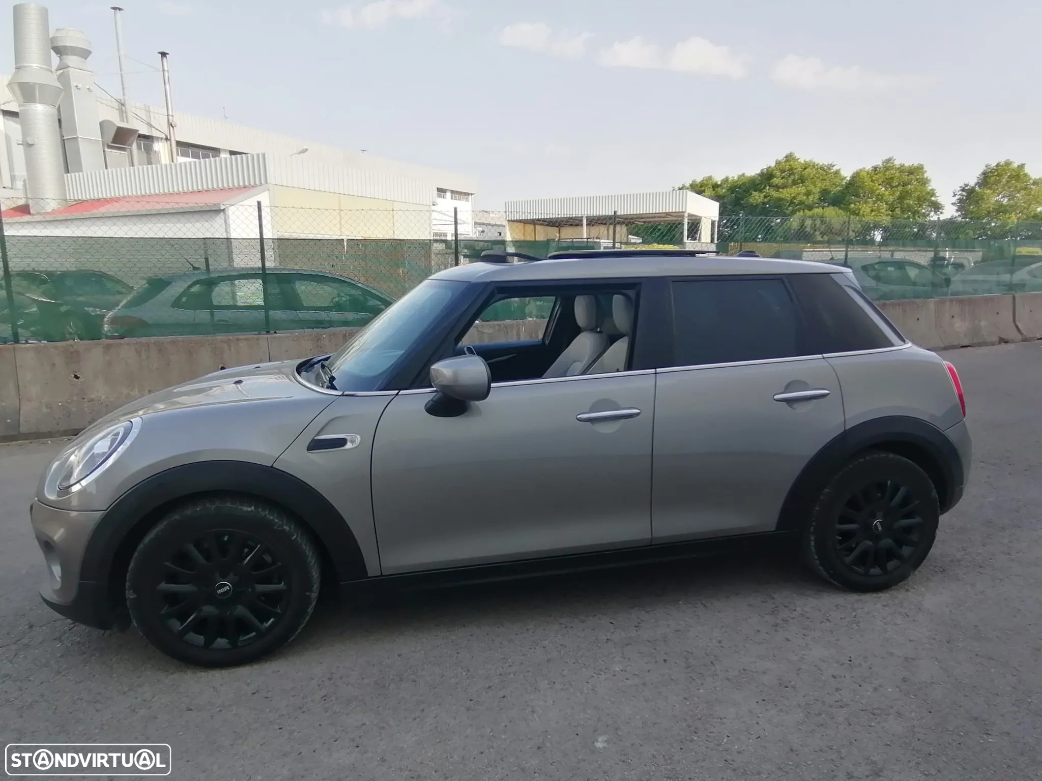MINI 5 Portas One Yours Auto - 3