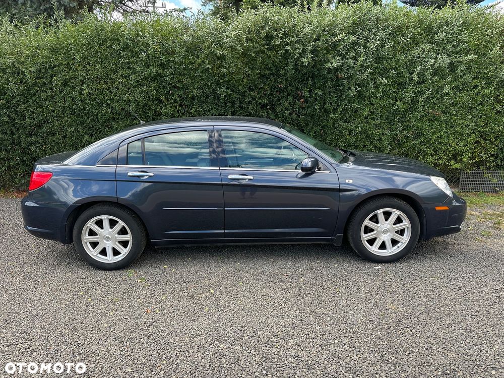 Chrysler Sebring - 4
