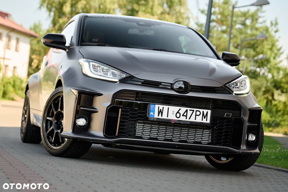 Toyota Yaris GR 1.6 Dynamic - 1