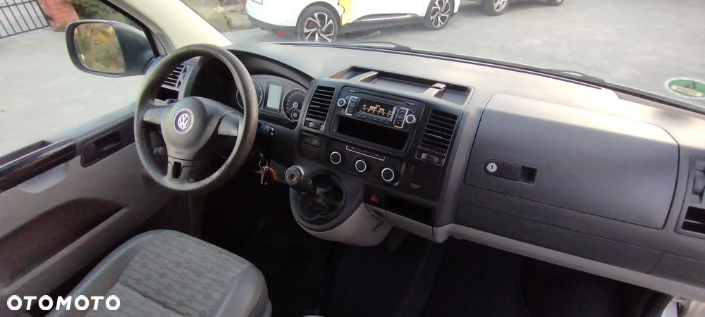 Volkswagen Transporter T5 Long - 14