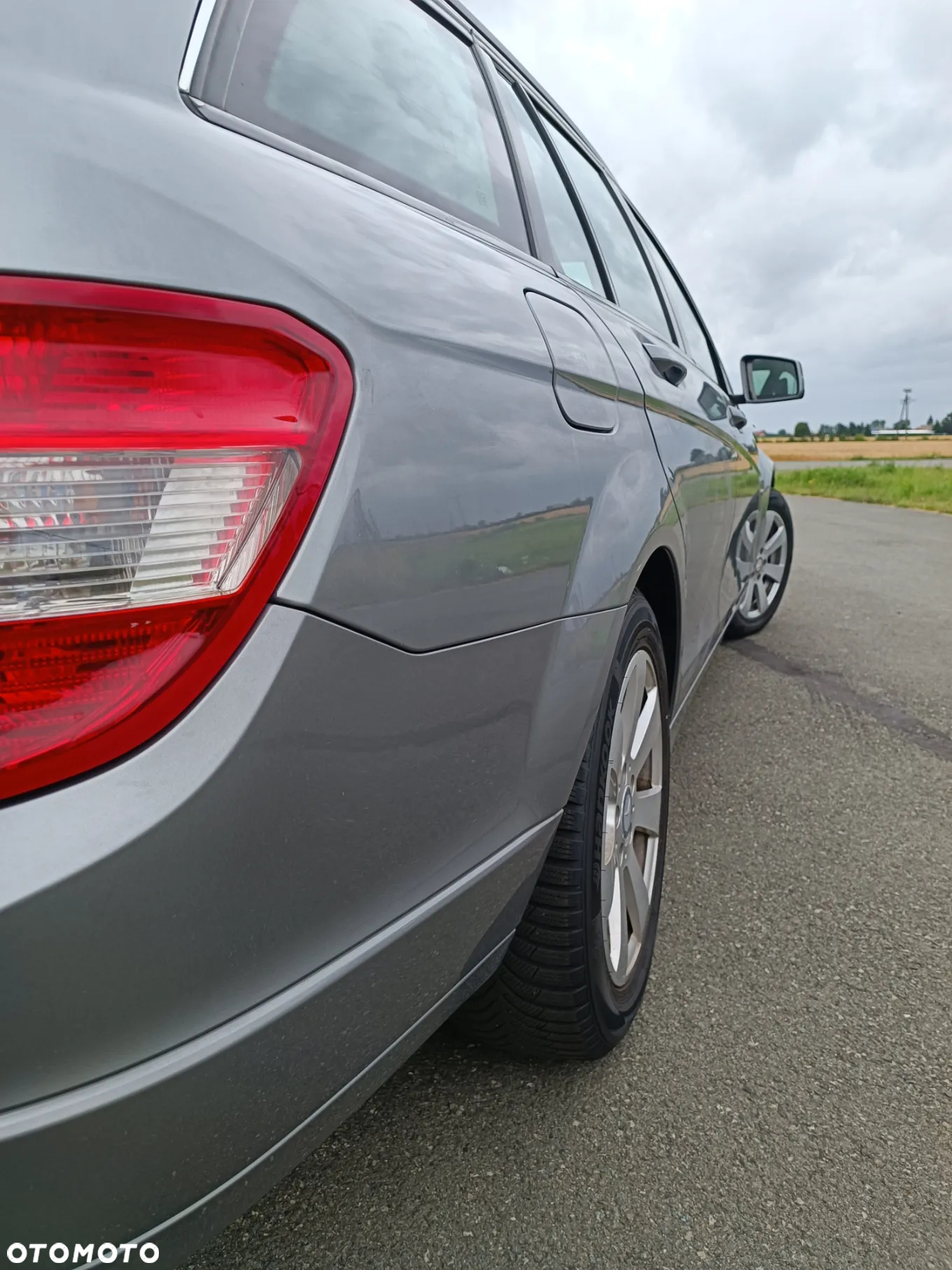 Mercedes-Benz Klasa C 180 T CGI BlueEFFICIENCY - 9