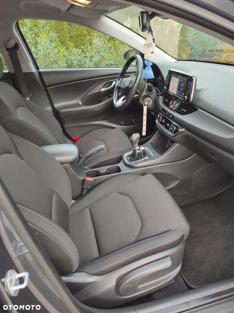 Hyundai i30 1.6 CRDi Style - 11