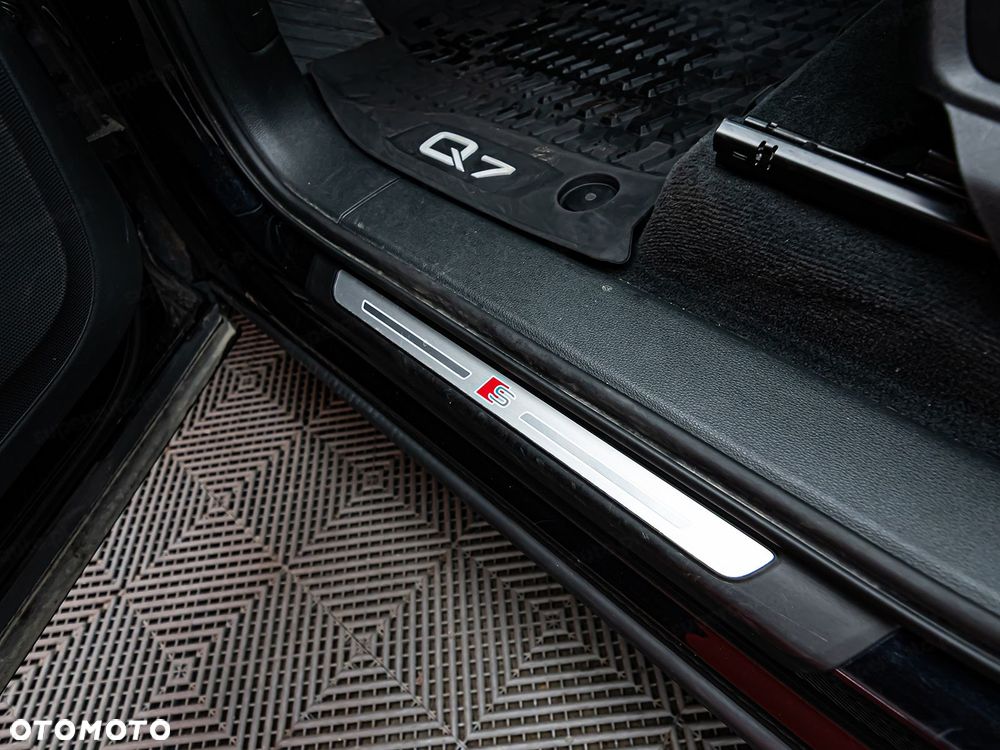 Audi Q7 45 TDI mHEV Quattro S Line Tiptr - 11