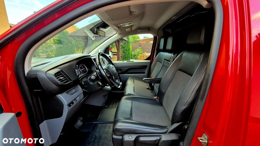 Opel Vivaro - 17