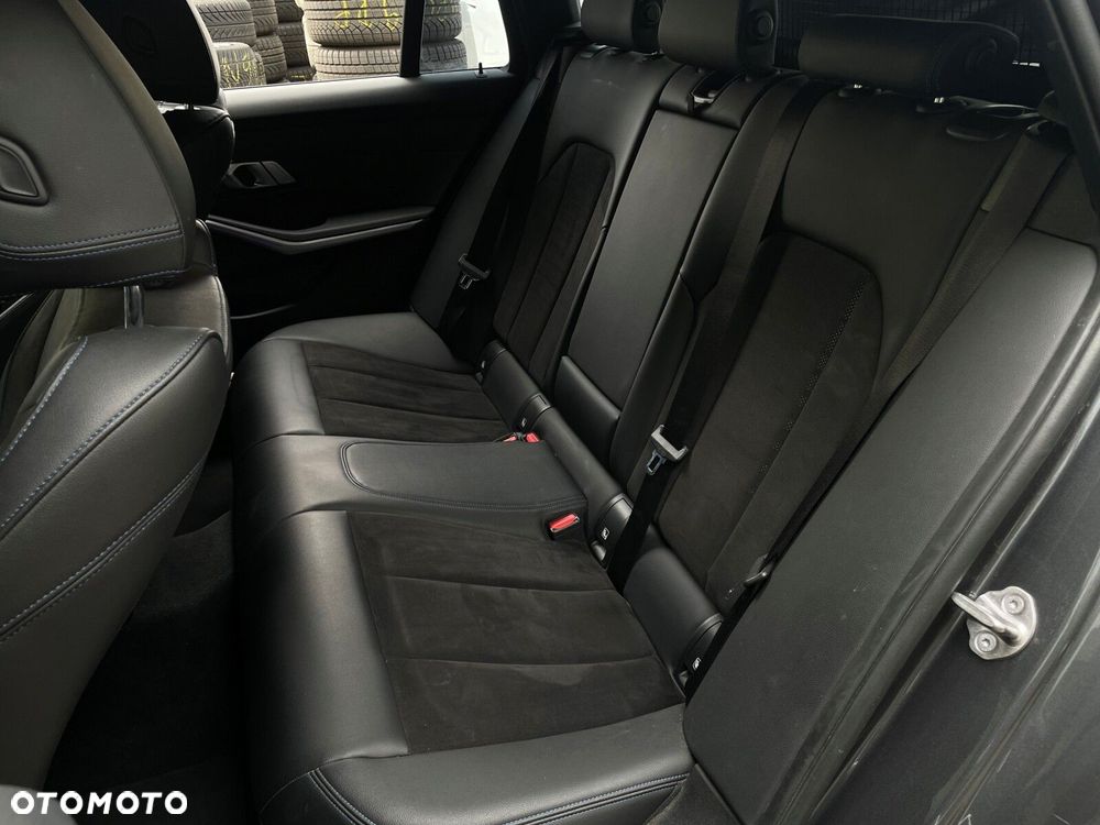 BMW Seria 3 - 20