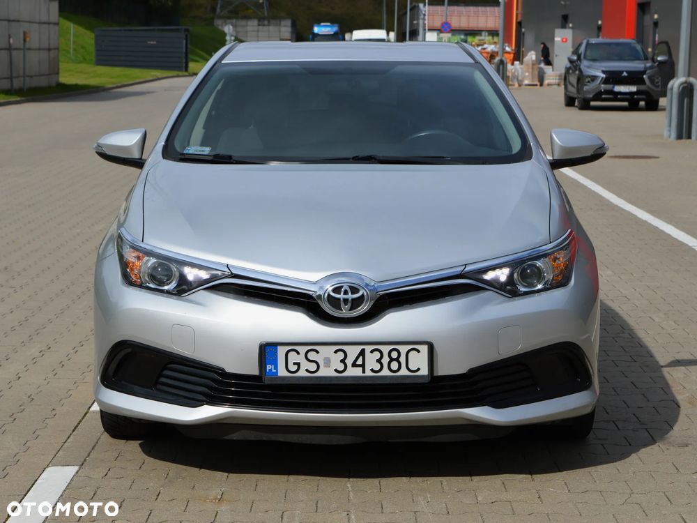 Toyota Auris 1.33 VVT-i Life Comfort - 33