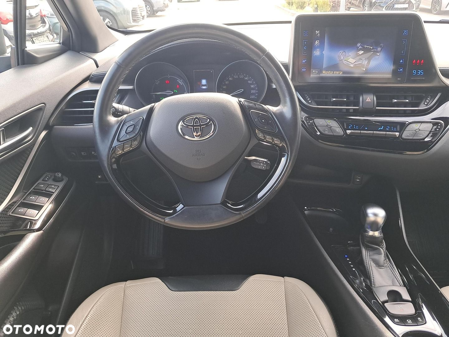 Toyota C-HR - 14