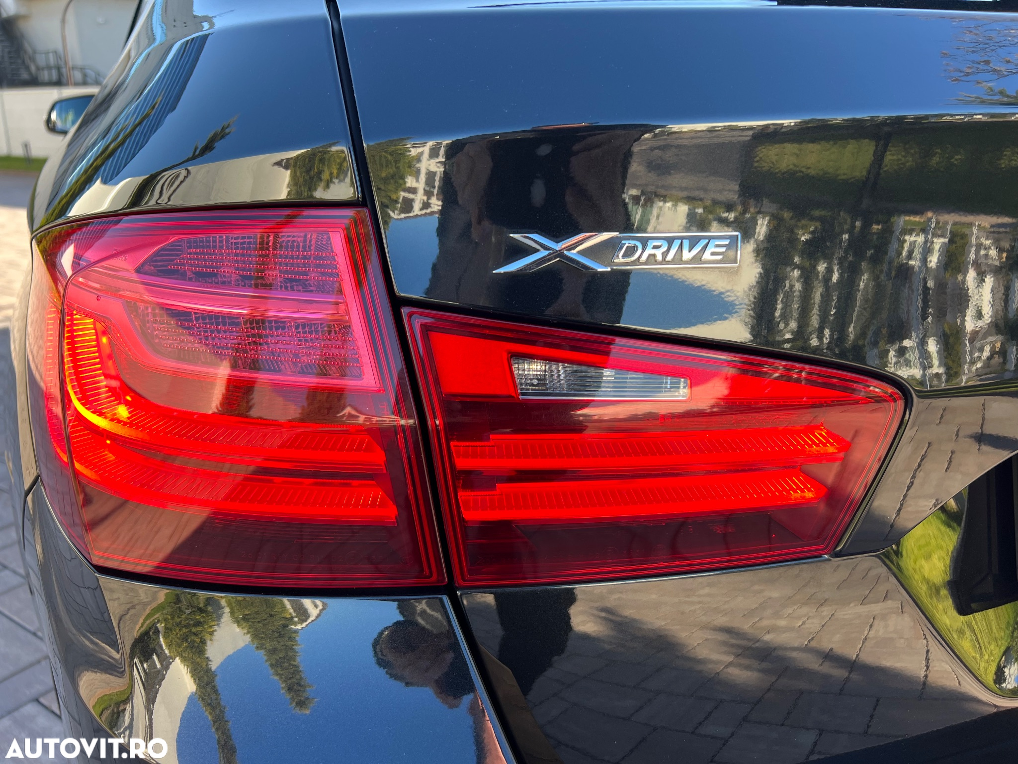 BMW Seria 5 520d xDrive - 13