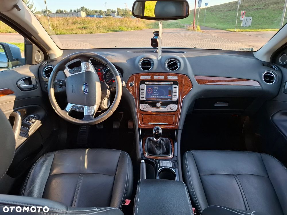 Ford Mondeo 1.8 TDCi Ghia - 10