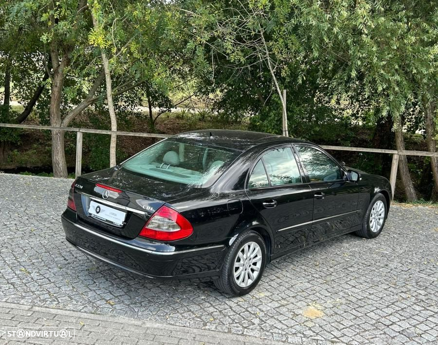 Mercedes-Benz E 220 CDi Elegance - 22