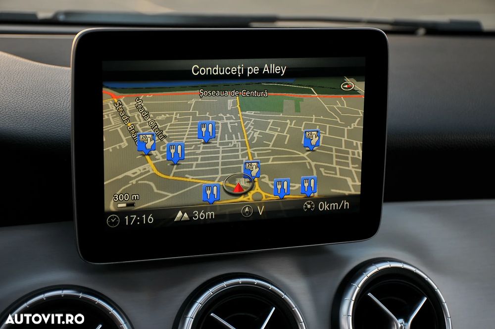 Mercedes-Benz CLA - 16