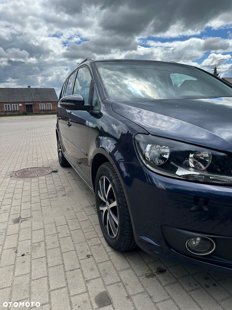 Volkswagen Touran 1.6 TDI DPF BlueMot Comfortline - 3