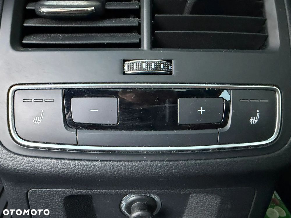 Audi A4 Avant 35 TDI S tronic - 10