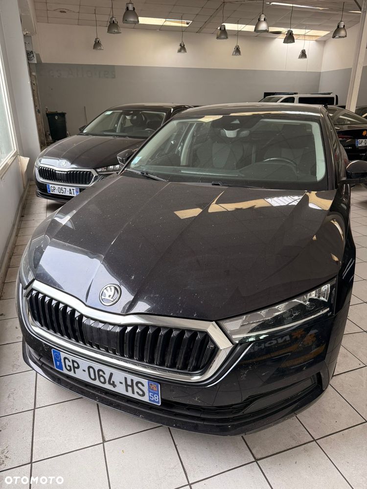 Skoda Octavia 2.0 TDI Ambition DSG - 2