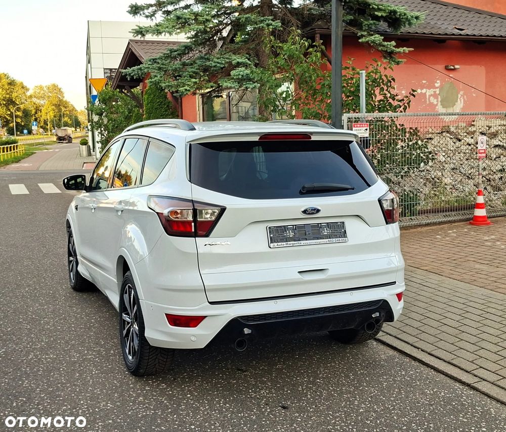 Ford Kuga 2.0 TDCi 2x4 ST-Line - 4