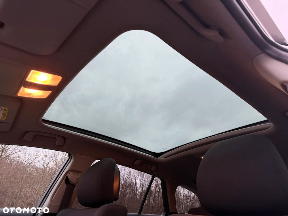 Toyota Avensis Touring Sports 1.8 Business Edition - 22