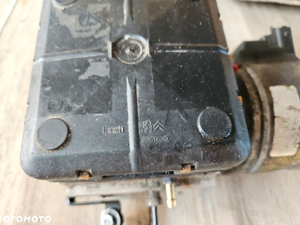 Kompresor pompa zawieszenia Citroen C5 I 9636716080 - 3