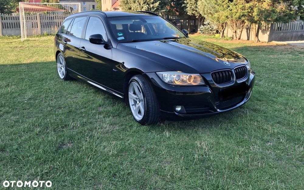 BMW Seria 3 318d - 1