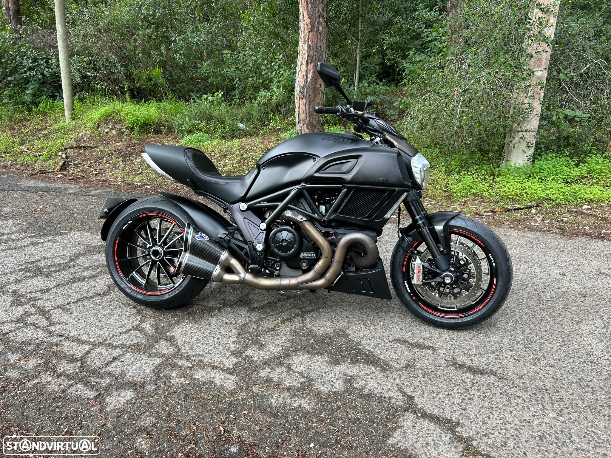 Ducati Diavel 1200 Dark - 3