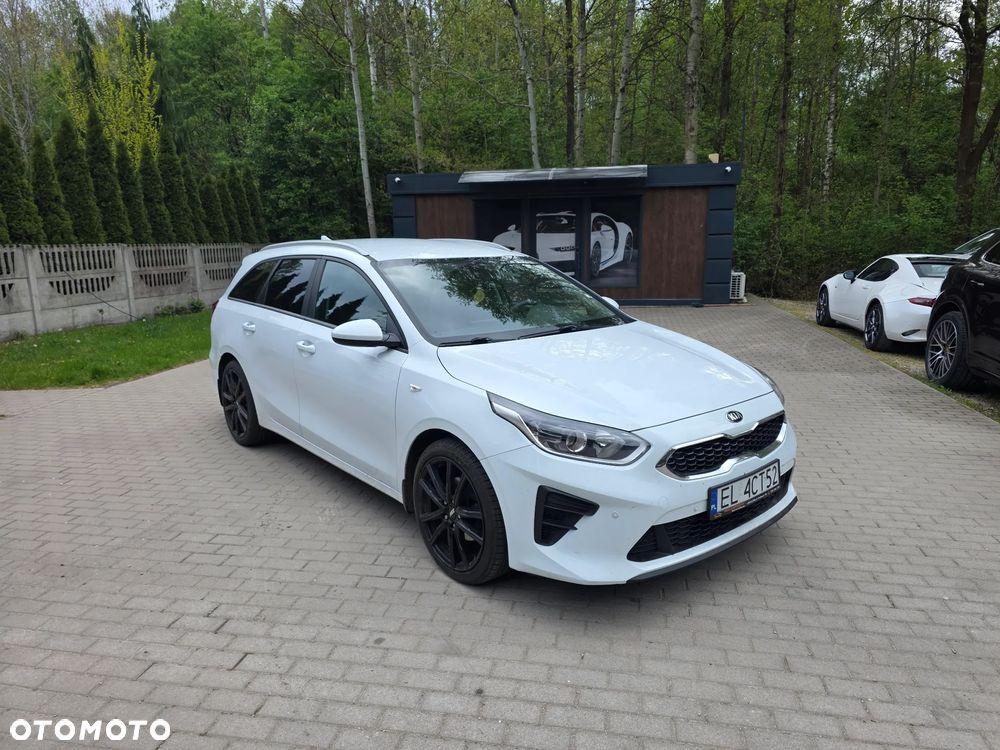 Kia Ceed 1.6 CRDi mHEV S - 3