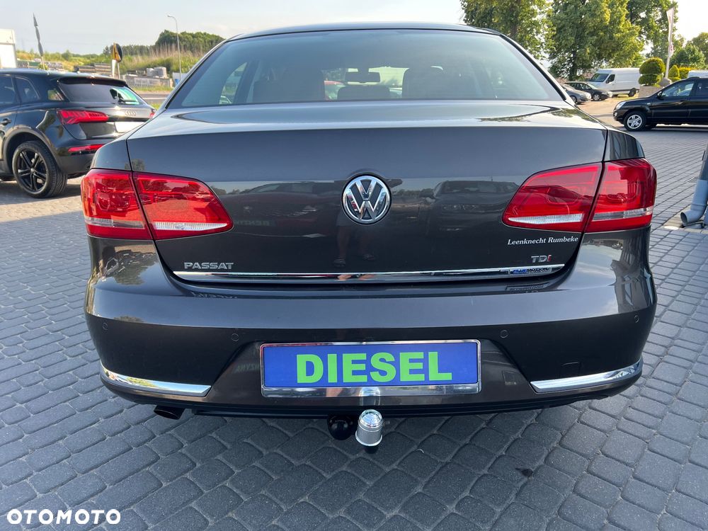 Volkswagen Passat 1.6 TDI BMT Comfortline - 8