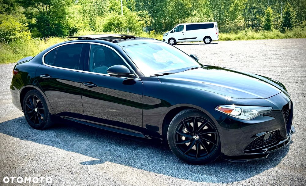 Alfa Romeo Giulia 2.0 Turbo 16V AT8 Veloce Ti - 4