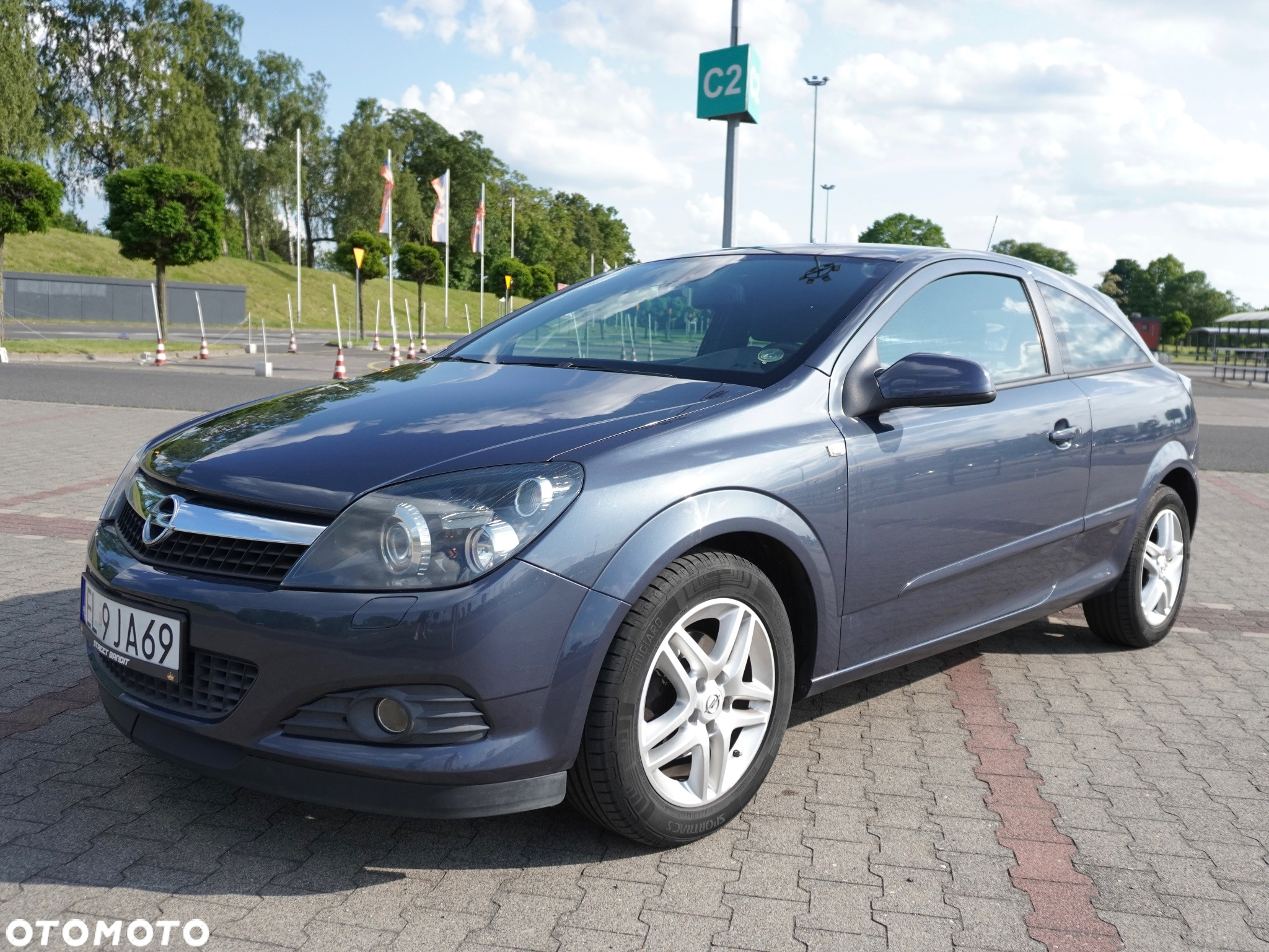 Opel Astra GTC 1.8 Sport - 6