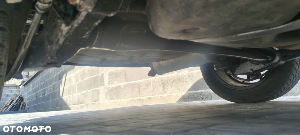 Opel Astra 1.9 CDTI Enjoy - 9