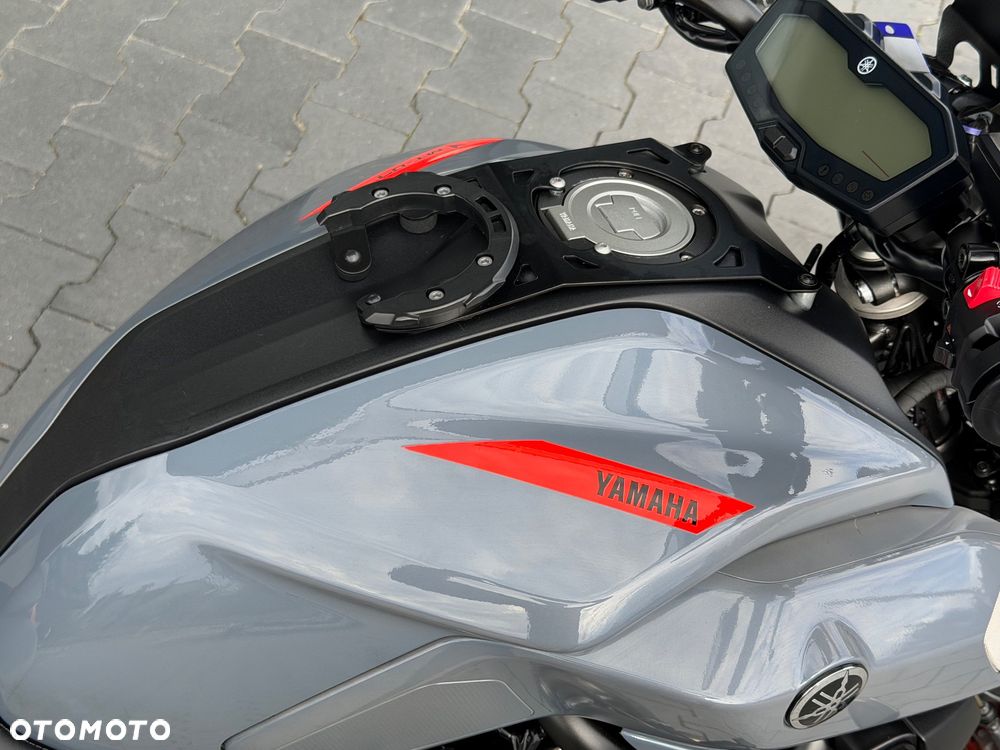 Yamaha MT - 18