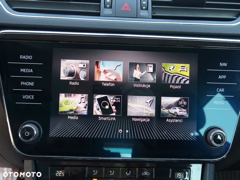 Skoda Superb 2.0 TDI SCR Ambition DSG - 18