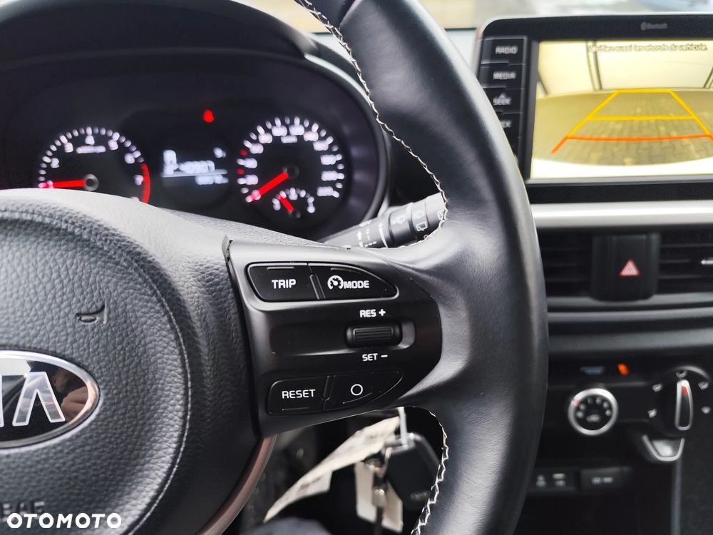 Kia Picanto 1.0 Dream Team Edition - 16