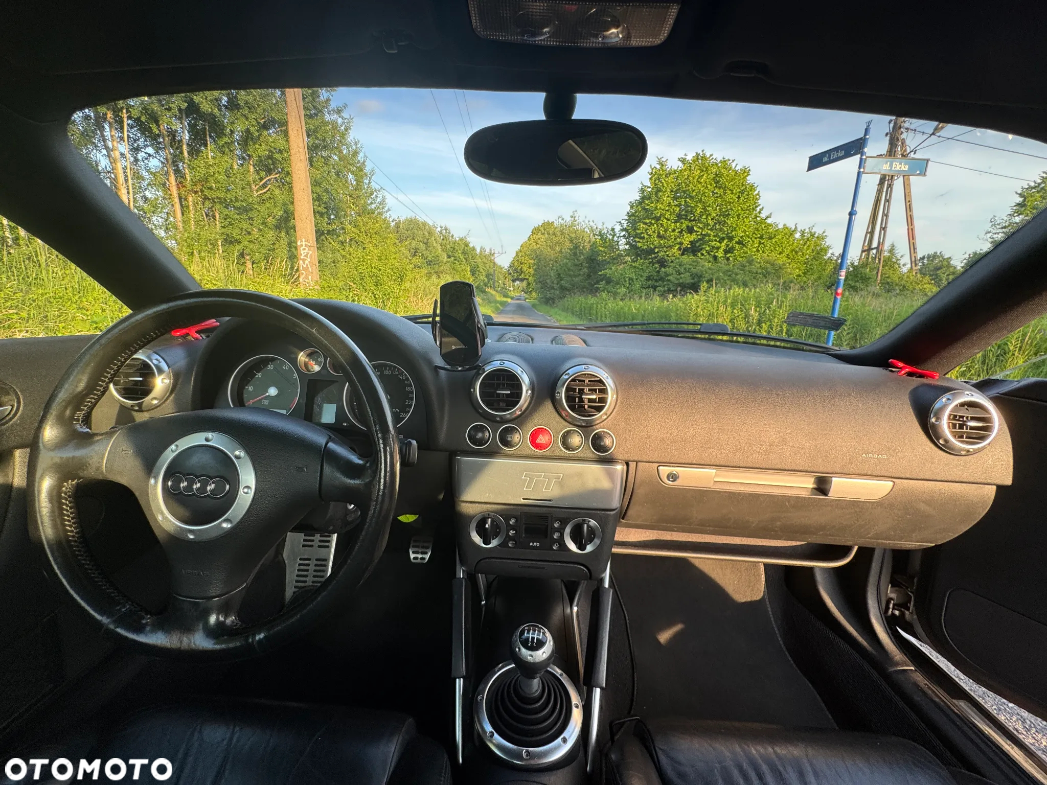 Audi TT Coupe 1.8T - 14