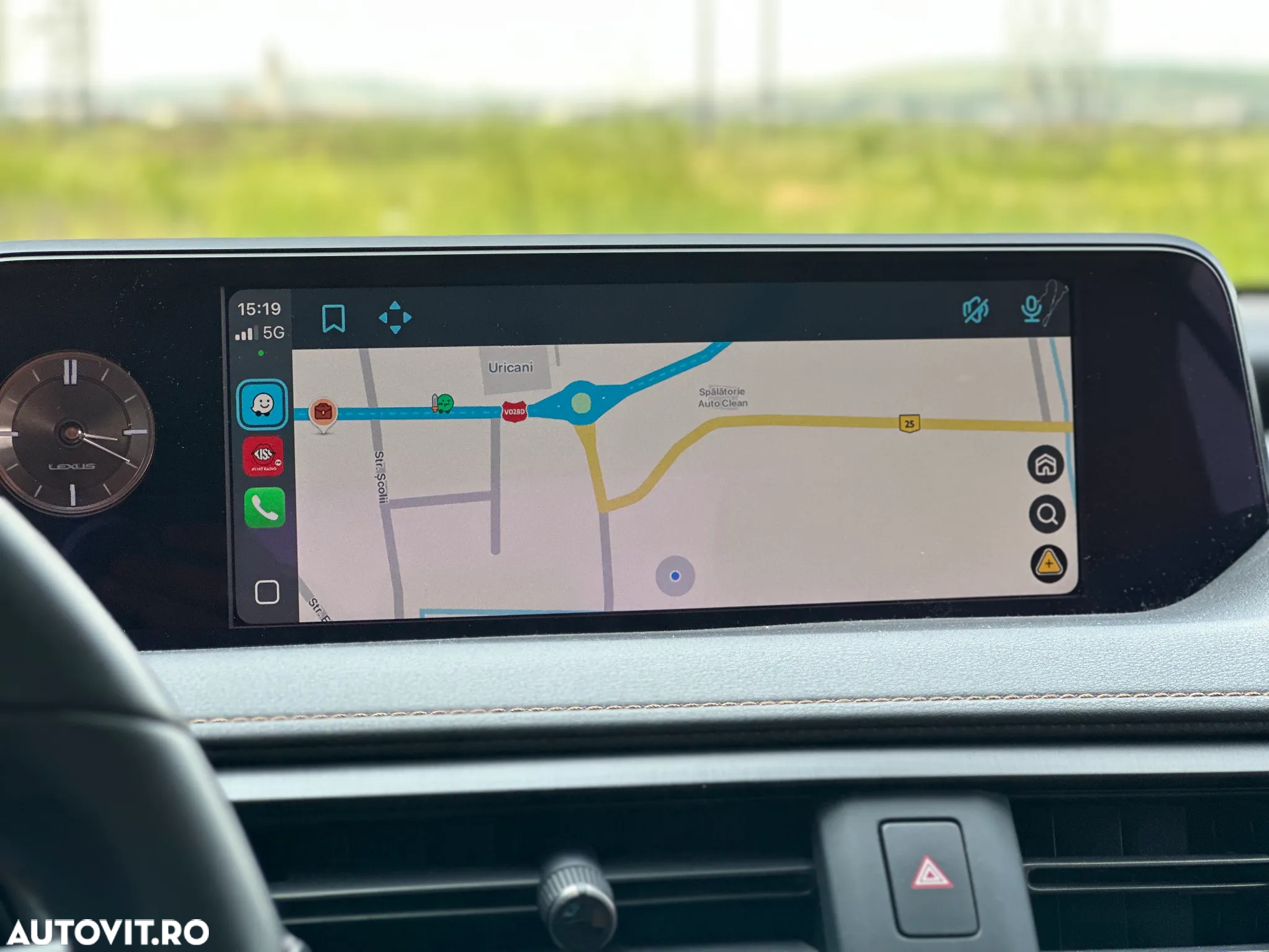 Lexus UX 250h 2.0L HEV 20H- (178 HP) 4X4 CVT Luxury - 29