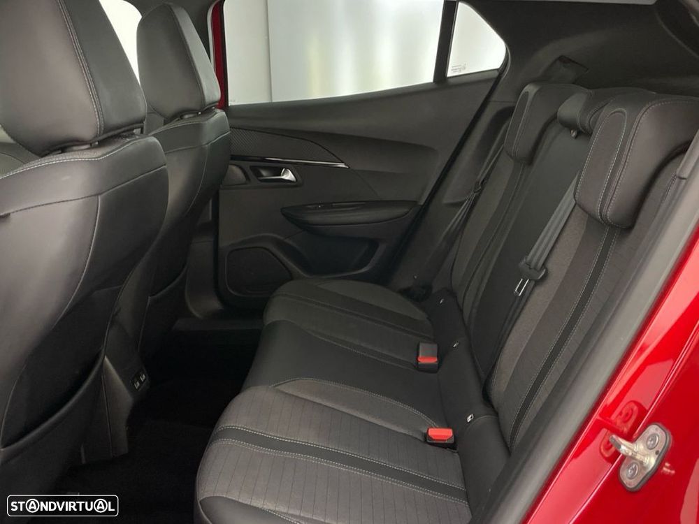 Peugeot 2008 1.2 PureTech Allure Pack - 12