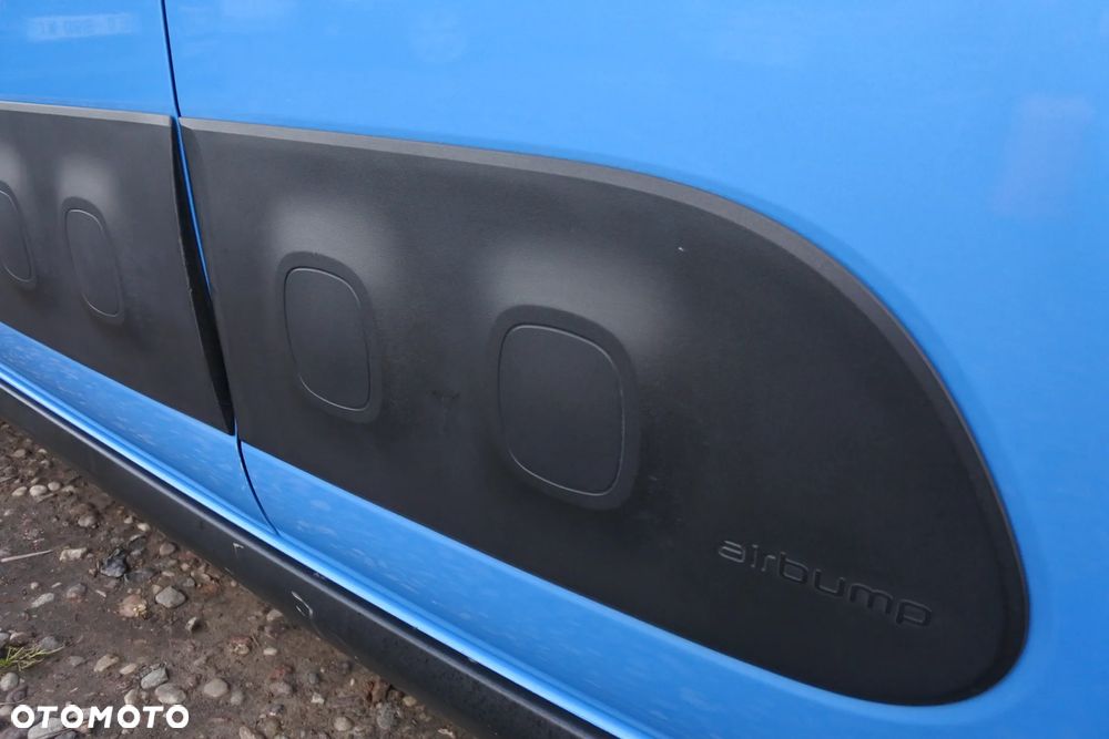 Citroën C3 1.2 PureTech Exclusive - 26