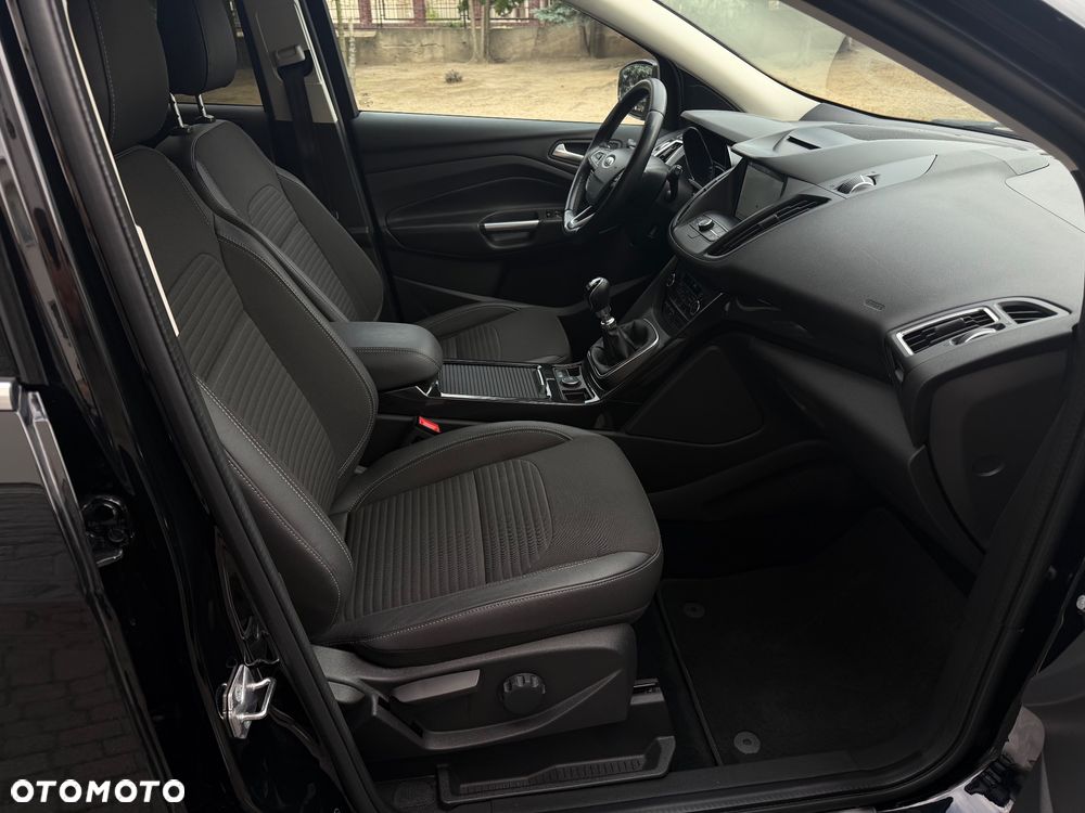 Ford Kuga 1.5 EcoBoost 2x4 SYNC - 23